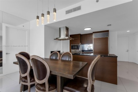 Copropriété à louer à Miami, Floride: 2 chambres, 116.59 m2 № 1738701 - photo 9