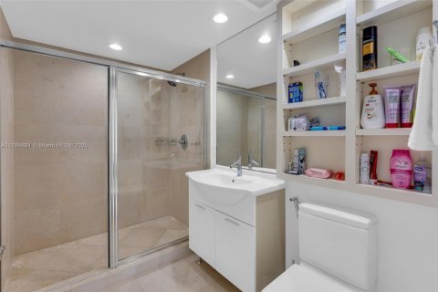 Copropriété à louer à Miami, Floride: 2 chambres, 116.59 m2 № 1738701 - photo 23