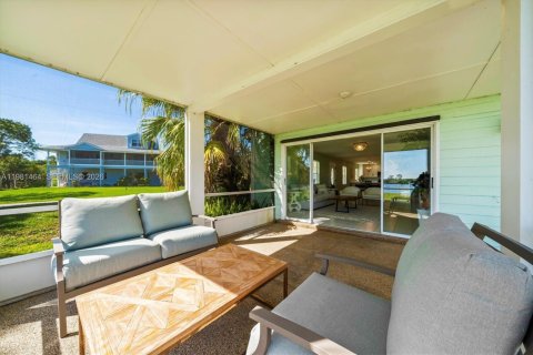 Купить виллу или дом в Палм Сити, Флорида 2 спальни, 126.63м2, № 2043376 - фото 23