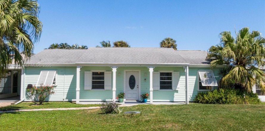 Дом в Палм Сити, Флорида 2 спальни, 126.63м2 № 2043376