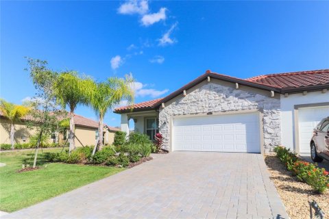 Villa ou maison à louer à Bradenton, Floride: 2 chambres, 182.55 m2 № 2413936 - photo 21