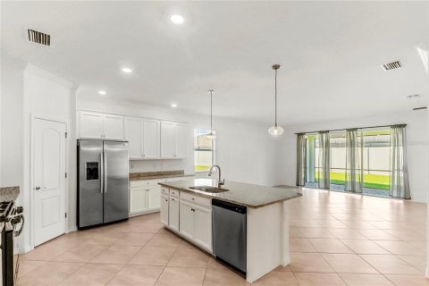 Villa ou maison à louer à Bradenton, Floride: 2 chambres, 182.55 m2 № 2413936 - photo 28