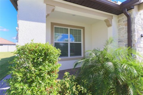 Villa ou maison à louer à Bradenton, Floride: 2 chambres, 182.55 m2 № 2413936 - photo 5