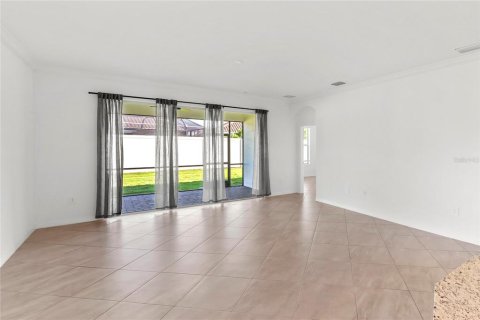 Villa ou maison à louer à Bradenton, Floride: 2 chambres, 182.55 m2 № 2413936 - photo 15