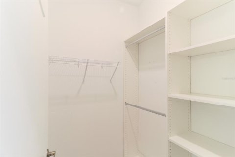 Villa ou maison à louer à Bradenton, Floride: 2 chambres, 182.55 m2 № 2413936 - photo 11