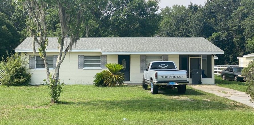 House in Plant City, Florida 3 bedrooms, 121.24 sq.m. № 1746511