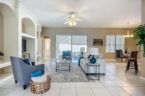 Casa en venta en Riverview, Florida, 4 dormitorios, 208.38 m2 № 1830003 - foto 3