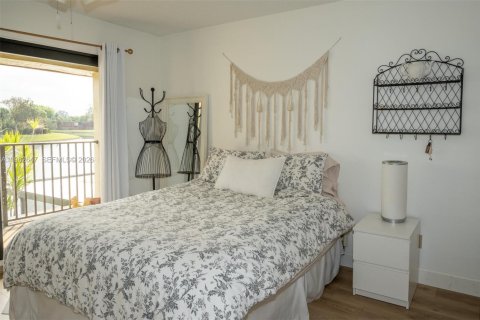 Touwnhouse à vendre à Davie, Floride: 3 chambres, 176.33 m2 № 2068676 - photo 14