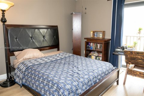 Touwnhouse à vendre à Davie, Floride: 3 chambres, 176.33 m2 № 2068676 - photo 15