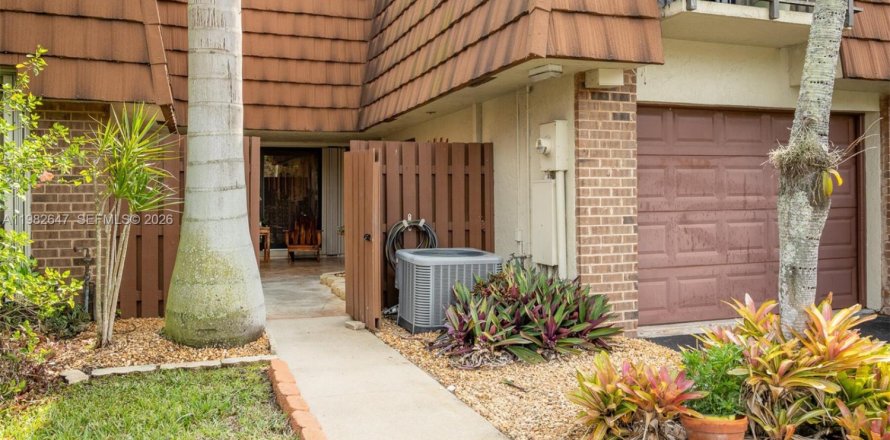 Touwnhouse à Davie, Floride 3 chambres, 176.33 m2 № 2068676