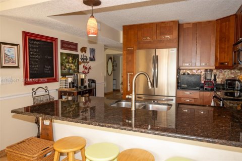 Touwnhouse à vendre à Davie, Floride: 3 chambres, 176.33 m2 № 2068676 - photo 5