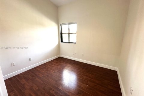 Condo in Homestead, Florida, 2 bedrooms  № 2001479 - photo 20