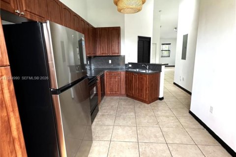 Condo in Homestead, Florida, 2 bedrooms  № 2001479 - photo 14