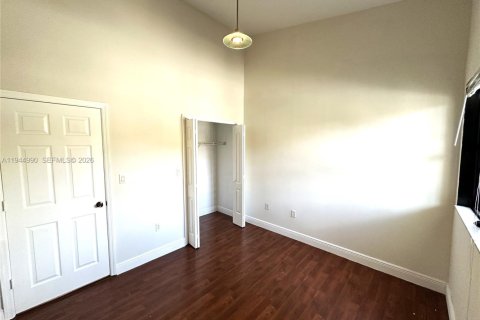 Condo in Homestead, Florida, 2 bedrooms  № 2001479 - photo 21