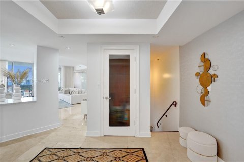 Condo in Aventura, Florida, 3 bedrooms  № 1933358 - photo 18