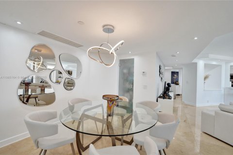 Condo in Aventura, Florida, 3 bedrooms  № 1933358 - photo 9