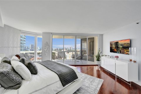 Condo in Aventura, Florida, 3 bedrooms  № 1933358 - photo 12