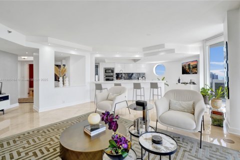 Condo in Aventura, Florida, 3 bedrooms  № 1933358 - photo 1