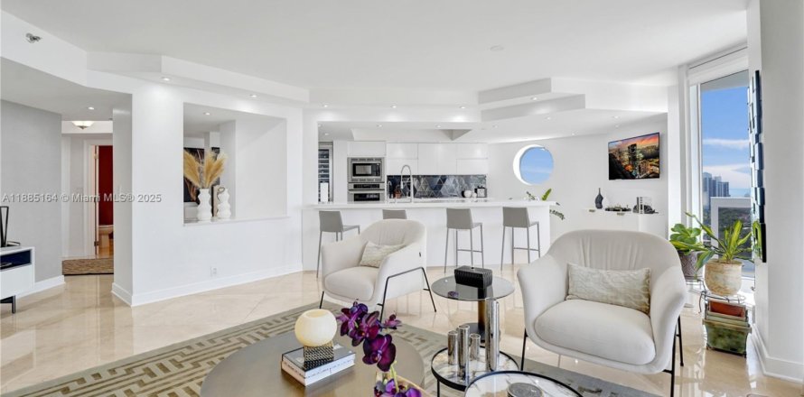Condo à Aventura, Floride, 3 chambres № 1933358
