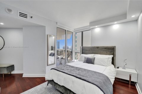 Condo in Aventura, Florida, 3 bedrooms  № 1933358 - photo 15