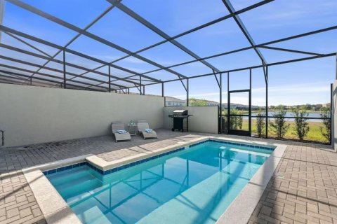 Townhouse in Davenport, Florida 5 bedrooms, 211.91 sq.m. № 1744560 - photo 17