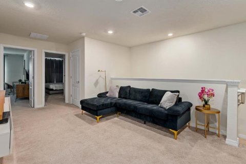Townhouse in Davenport, Florida 5 bedrooms, 211.91 sq.m. № 1744560 - photo 29
