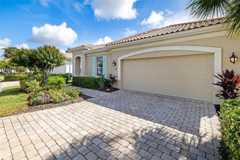 Casa en venta en Sarasota, Florida, 3 dormitorios, 191.38 m2 № 2386017 - foto 3