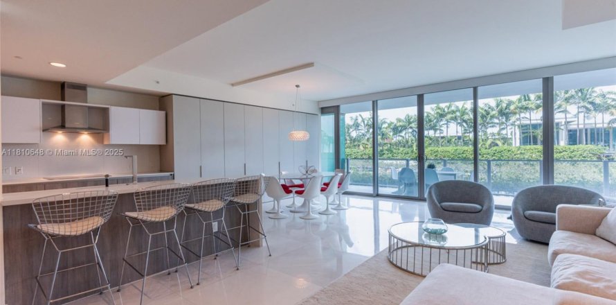 Condo à Key Biscayne, Floride, 2 chambres  № 1753026