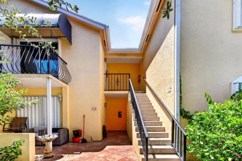 Condo in Hypoluxo, Florida, 3 bedrooms  № 2346149