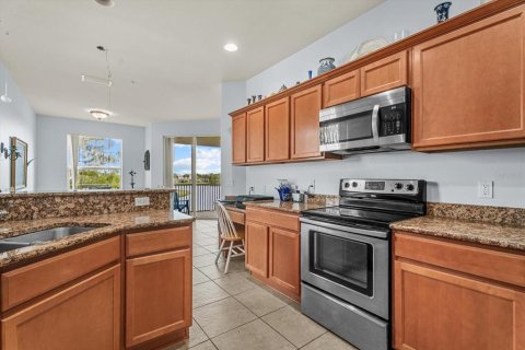 Copropriété à vendre à Sarasota, Floride: 3 chambres, 189.99 m2 № 2415358 - photo 18