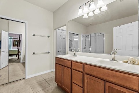 Copropriété à vendre à Sarasota, Floride: 3 chambres, 189.99 m2 № 2415358 - photo 12