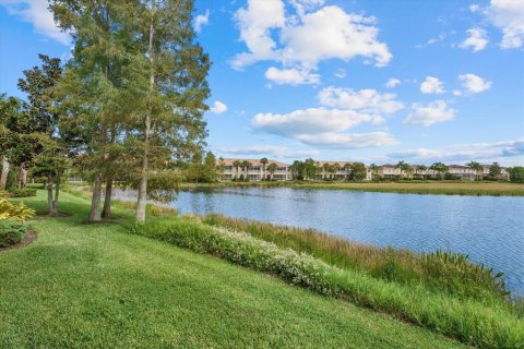 Copropriété à vendre à Sarasota, Floride: 3 chambres, 189.99 m2 № 2415358 - photo 25