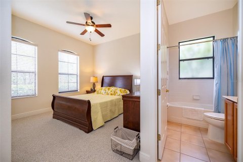 House in Poinciana, Florida 2 bedrooms, 176.42 sq.m. № 1791396 - photo 16