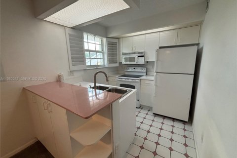 Condominio en venta en Homestead, Florida, 1 dormitorio, 77.11 m2 № 2043959 - foto 9