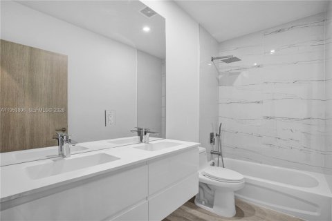 Купить таунхаус в Майами, Флорида 3 спальни, 172.05м2, № 2008200 - фото 15