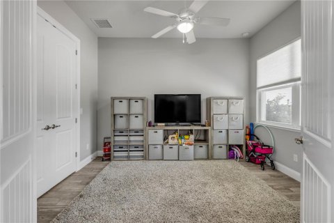 House in New Smyrna Beach, Florida 4 bedrooms, 202.06 sq.m. № 1851183 - photo 6