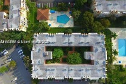 Appartement à louer à Miami, Floride: 1 chambre, 66.15 m2 № 1972384 - photo 13