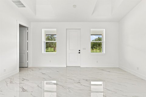 House in Okeechobee, Florida 3 bedrooms, 130.06 sq.m. № 2192521 - photo 8
