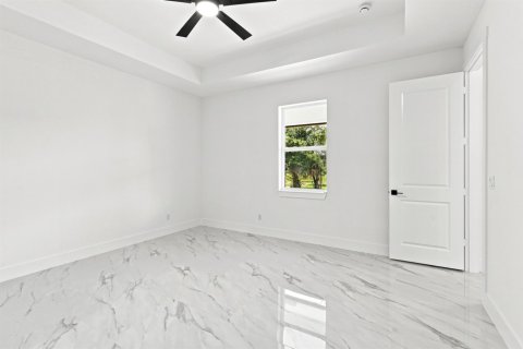 House in Okeechobee, Florida 3 bedrooms, 130.06 sq.m. № 2192521 - photo 26