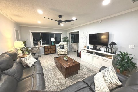 Condo in Belleair Bluffs, Florida, 1 bedroom № 2119280 - photo 7