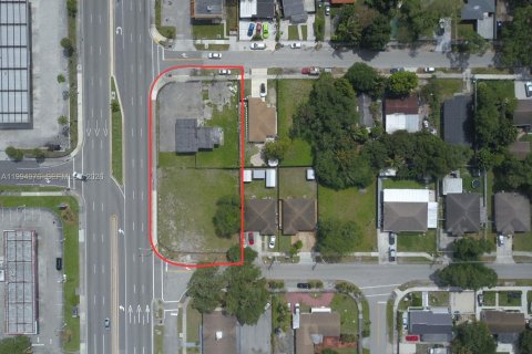 Immobilier commercial à vendre à Miami Gardens, Floride № 2063746 - photo 2