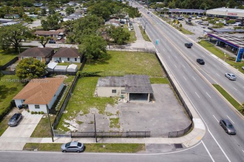 Immobilier commercial à vendre à Miami Gardens, Floride № 2063746 - photo 3