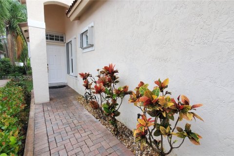 House in Weston, Florida 3 bedrooms, 138.89 sq.m. № 2003406 - photo 3