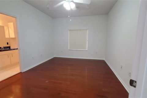 House in Weston, Florida 3 bedrooms, 138.89 sq.m. № 2003406 - photo 14