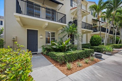 Townhouse in Jupiter, Florida 3 bedrooms, 163.51 sq.m. № 2190260 - photo 5