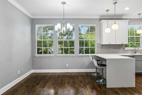 Townhouse in Tampa, Florida 5 bedrooms, 254.65 sq.m. № 2208995 - photo 14