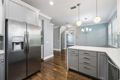 Townhouse in Tampa, Florida 5 bedrooms, 254.65 sq.m. № 2208995 - photo 19