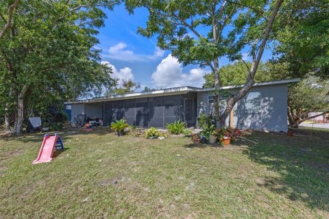 House in Deltona, Florida 3 bedrooms, 120.22 sq.m. № 1755393 - photo 29