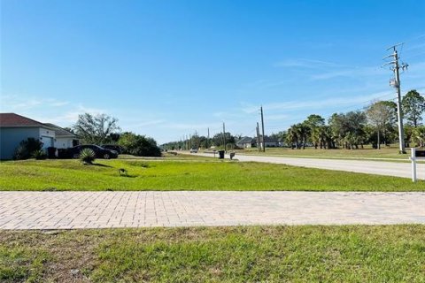 Land in North Port, Florida № 1555813 - photo 4