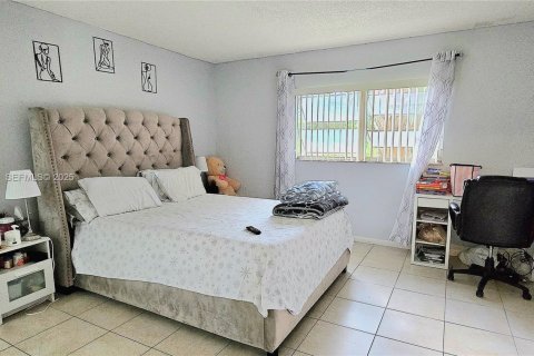 Condominio en alquiler en Boynton Beach, Florida, 2 dormitorios, 95.32 m2 № 1989074 - foto 3